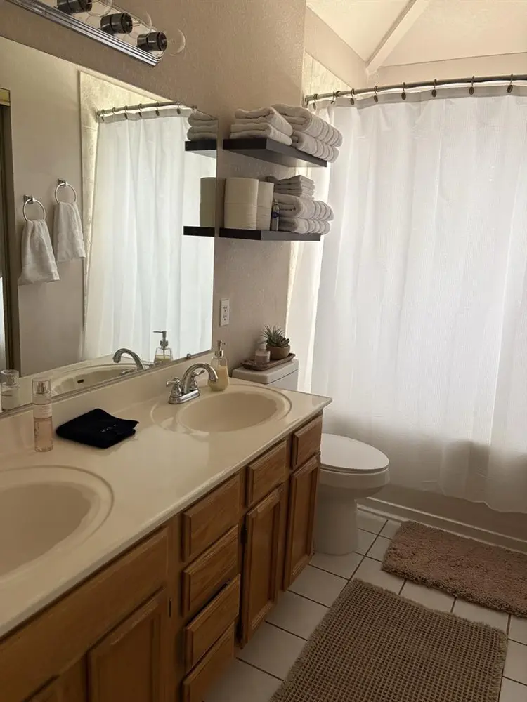 Master or regular Room for rent.