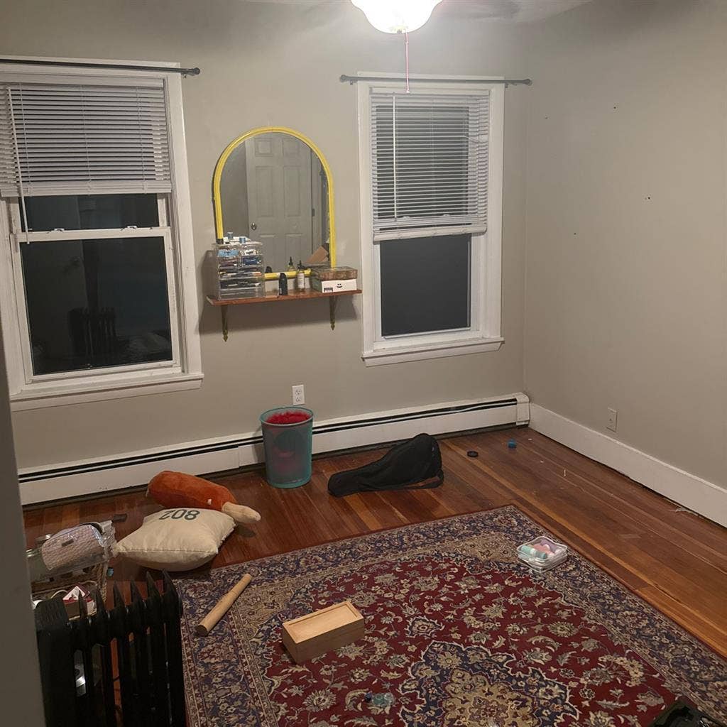 Room in apartment in Winthrop MA