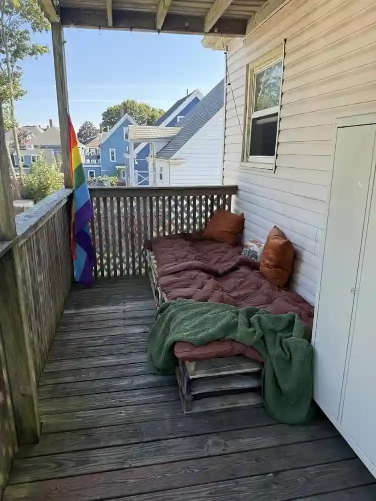 Room in apartment in Winthrop MA