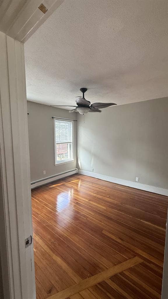 Room in apartment in Winthrop MA