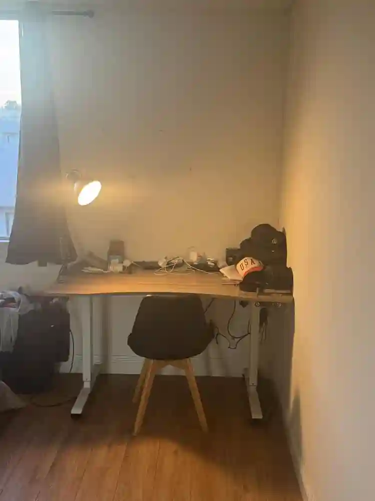 Private room and bathroom in WeHo