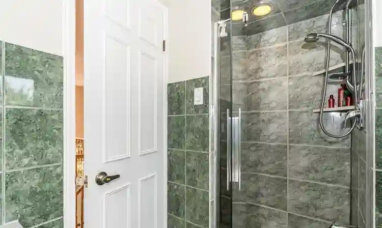Private room available for female