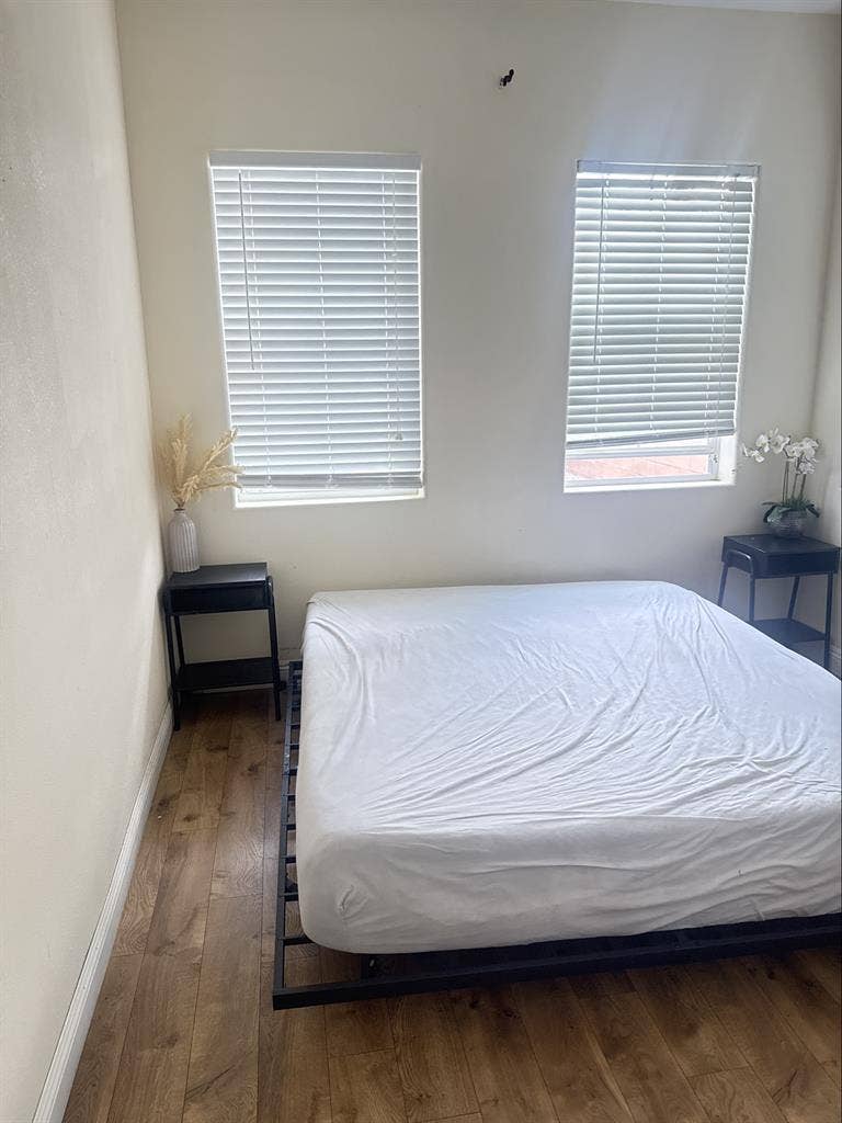 Room for rent ready to move in