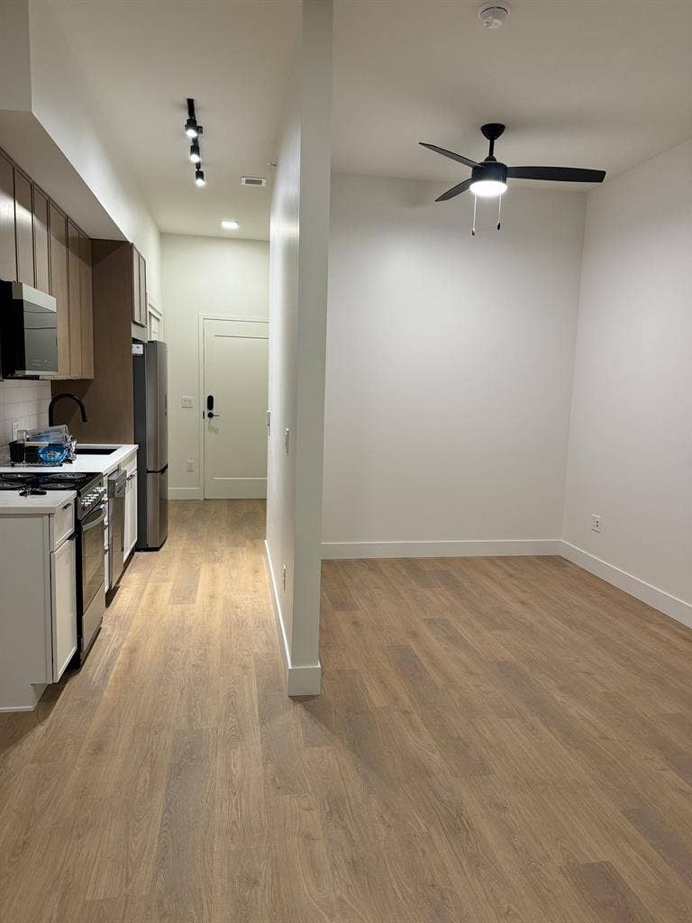 Studio Apartment for Lease Takeover