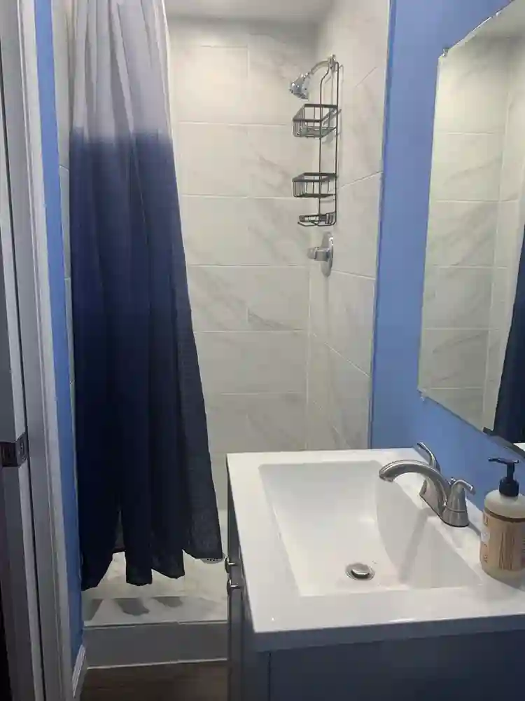 Private Room and Bathroom