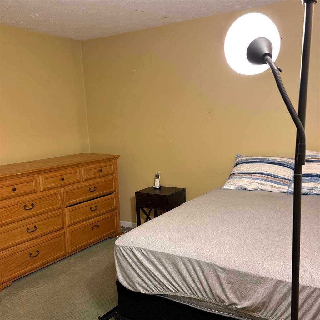 Female needed to share Townhome