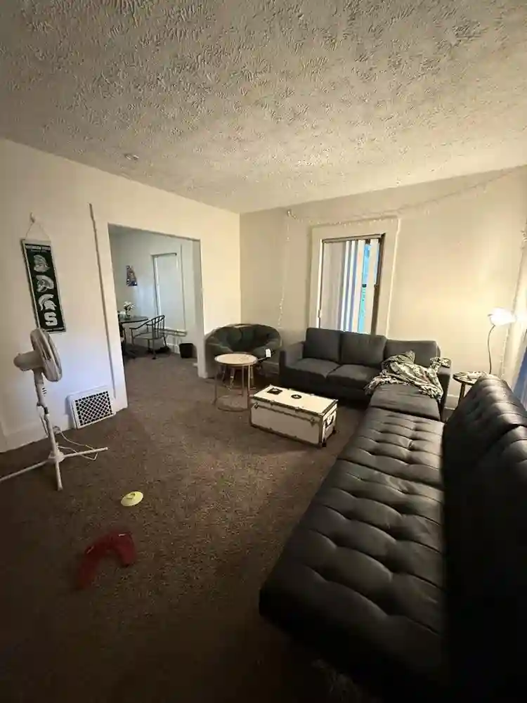 *Immediate move-in* 2bed1bath in EL