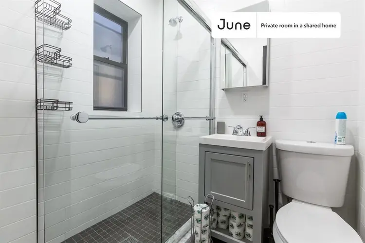 3 BR in New York City