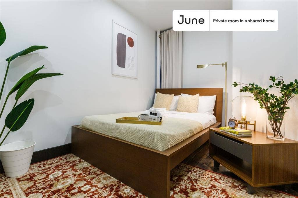 3 BR in New York City