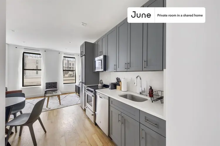 4 BR in New York City
