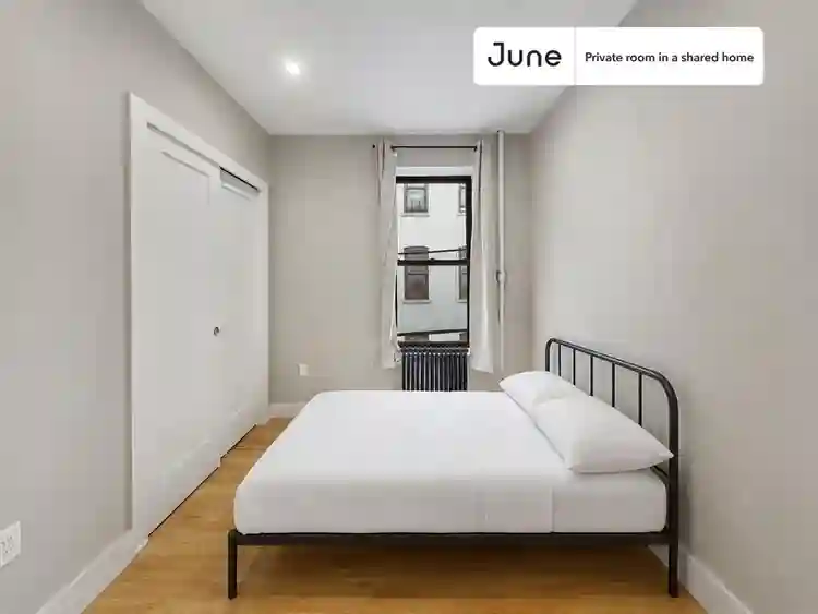 4 BR in New York City