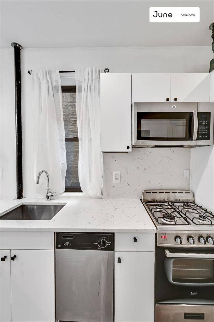 1 BR in New York City