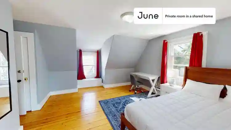 7 BR in Boston
