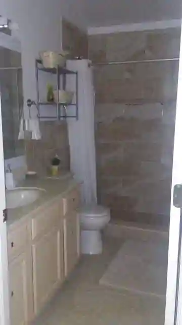 Clean furnished room