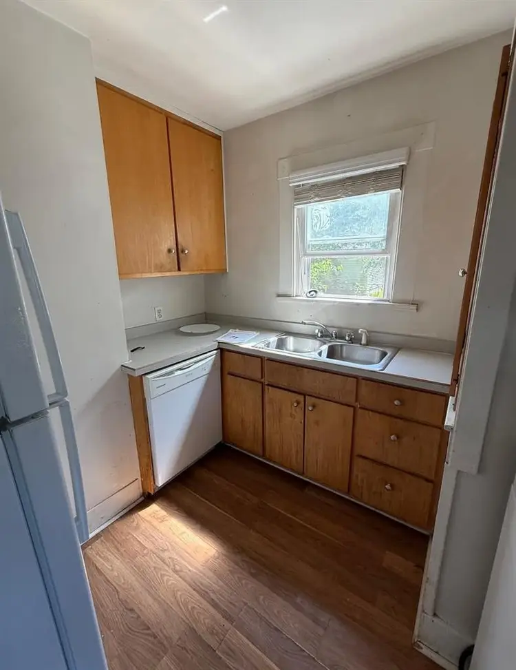 2 rooms for rent