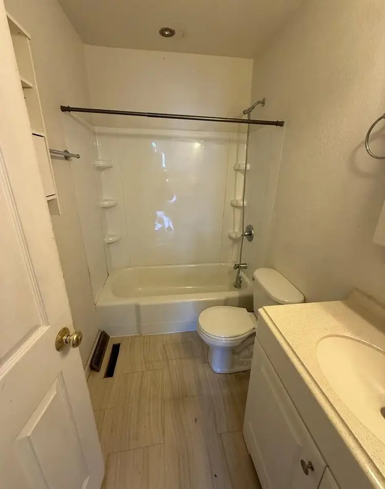 2 rooms for rent