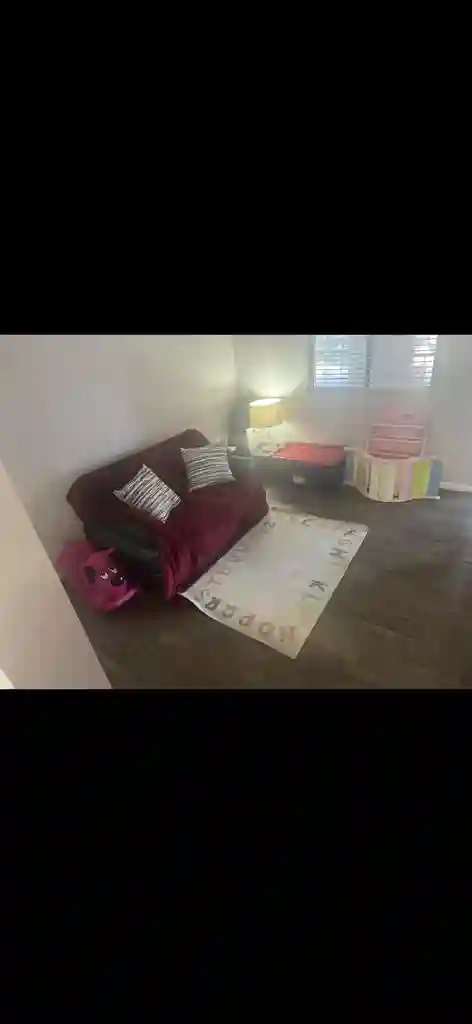 Furnished 1B/1B. $1,000/mo.