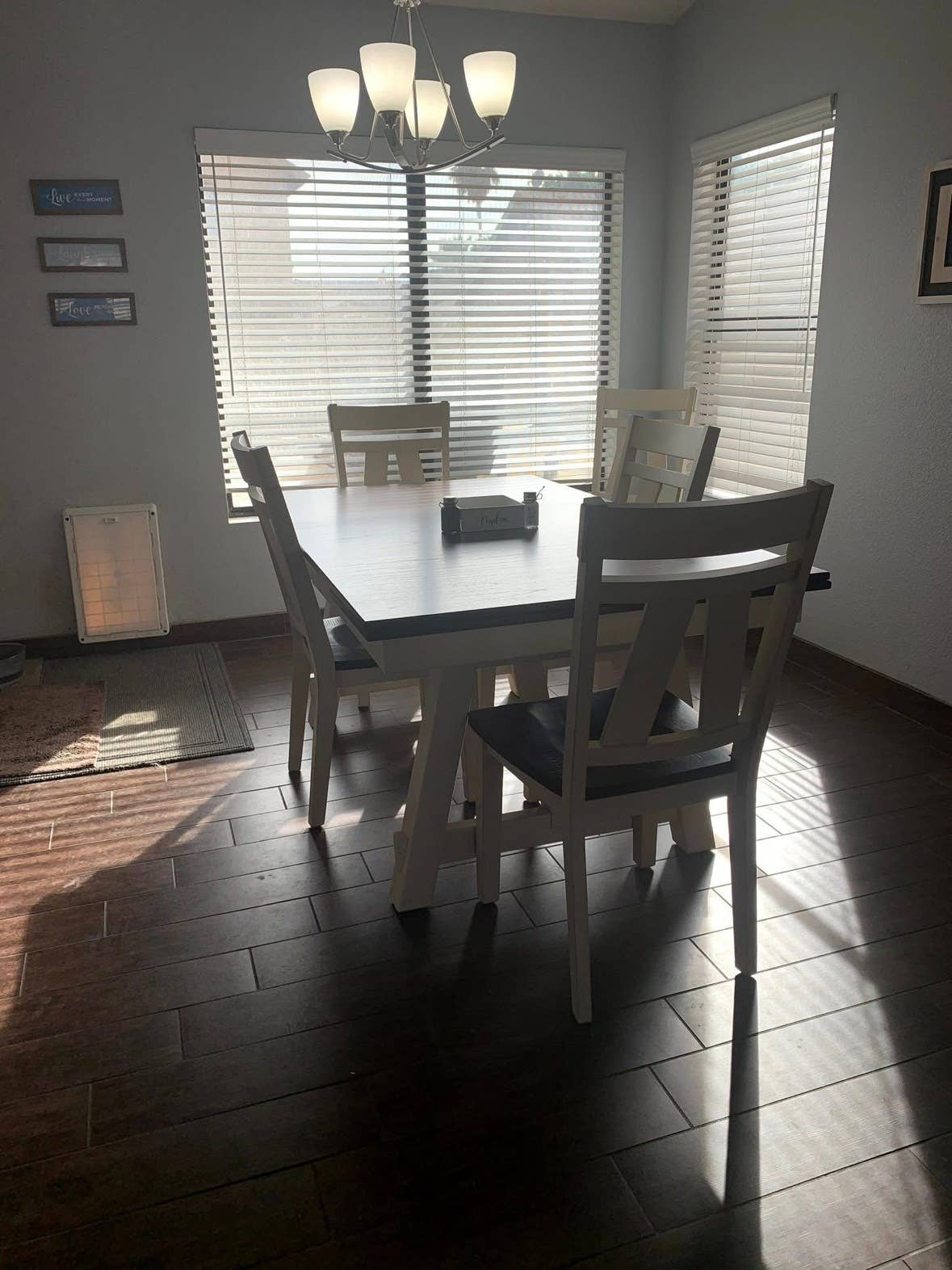Peoria Room - $1000 utilities incl