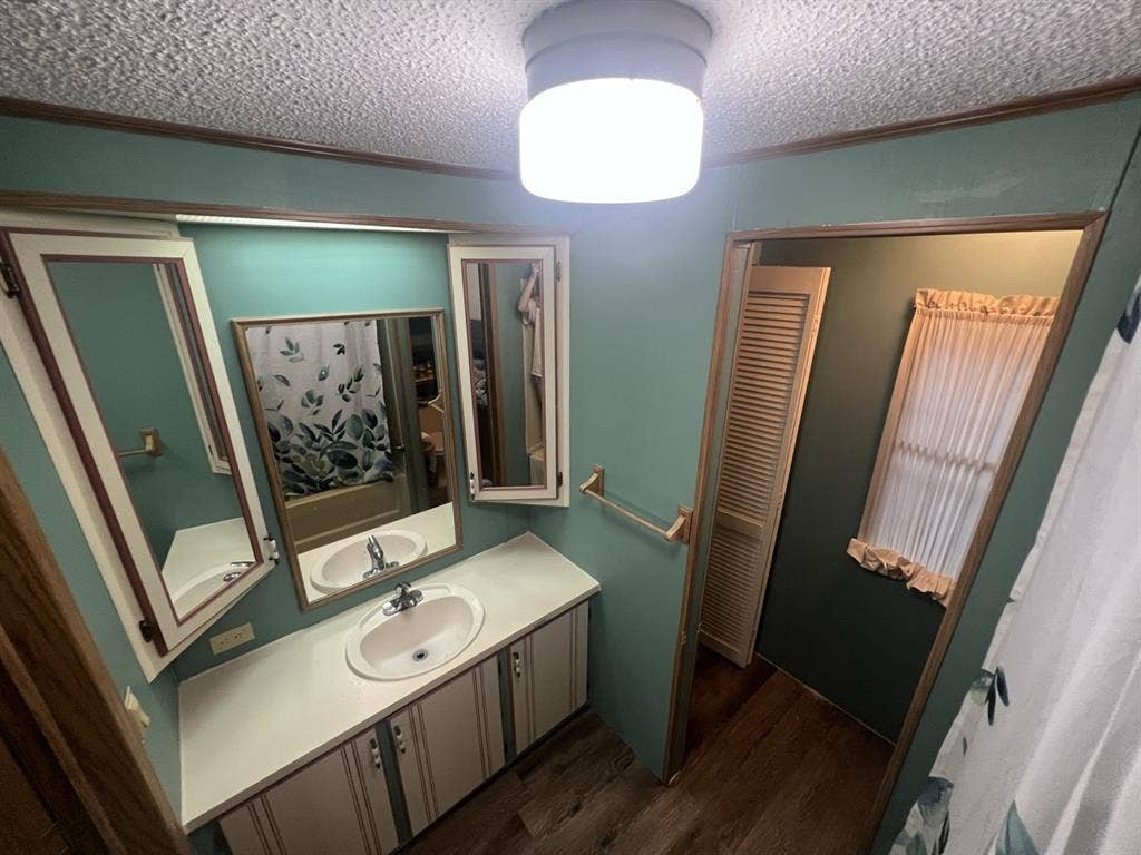 Bedroom for rent