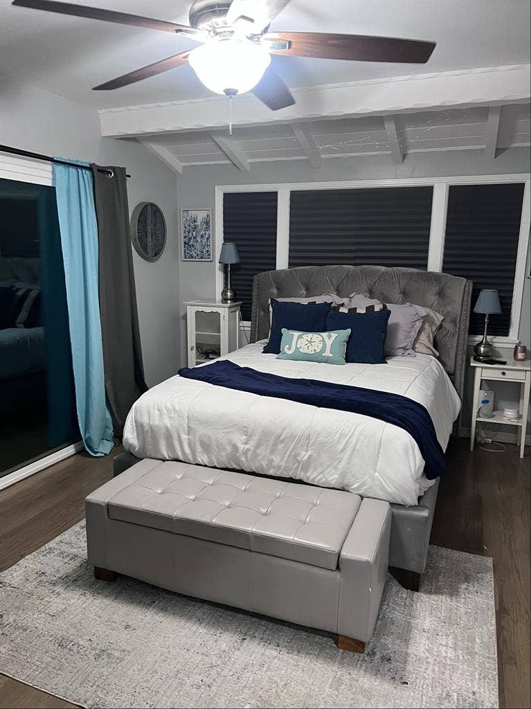 Master Bedroom with en-suite!