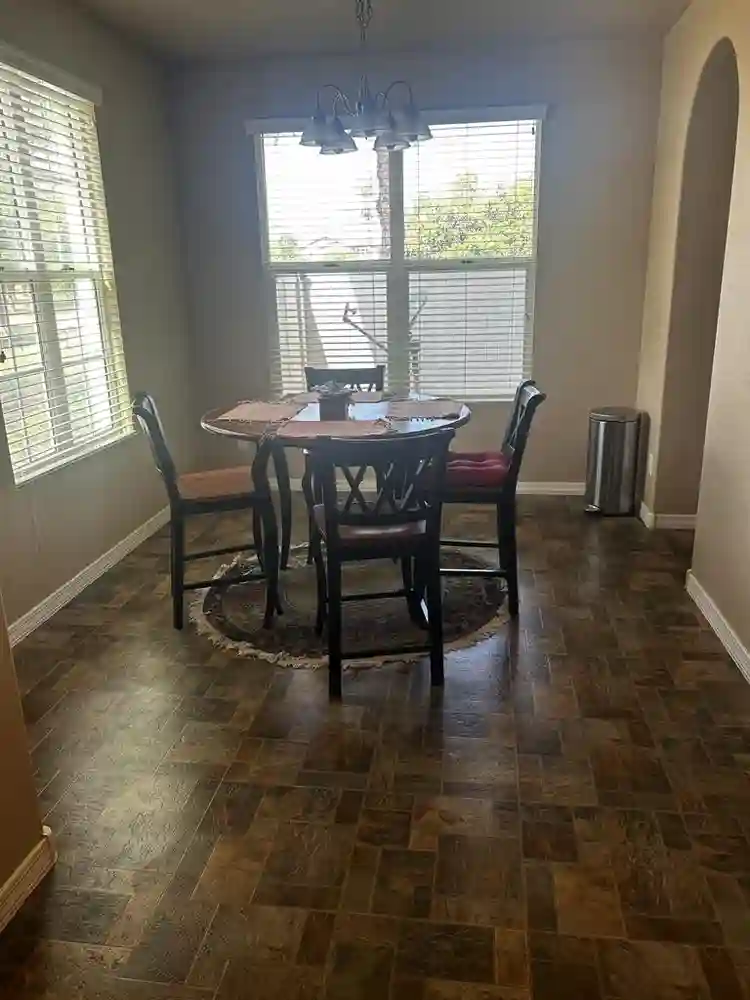 Furnished room -utilities included