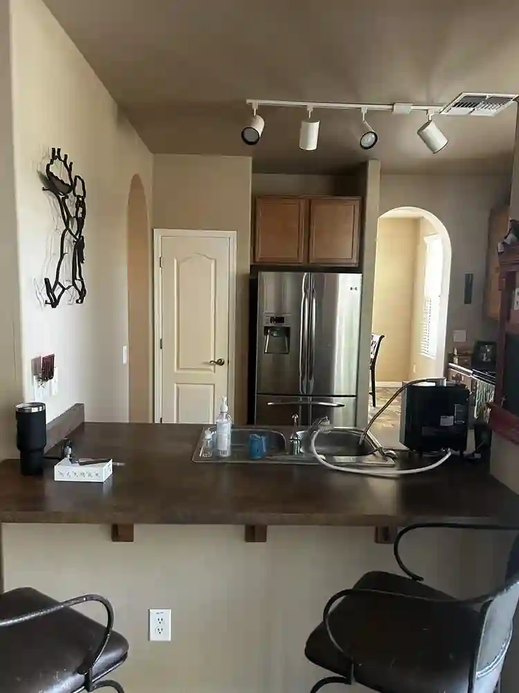 Furnished room -utilities included