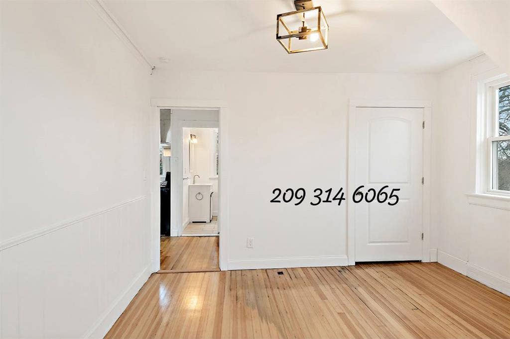 Completely remodeled one bedroom