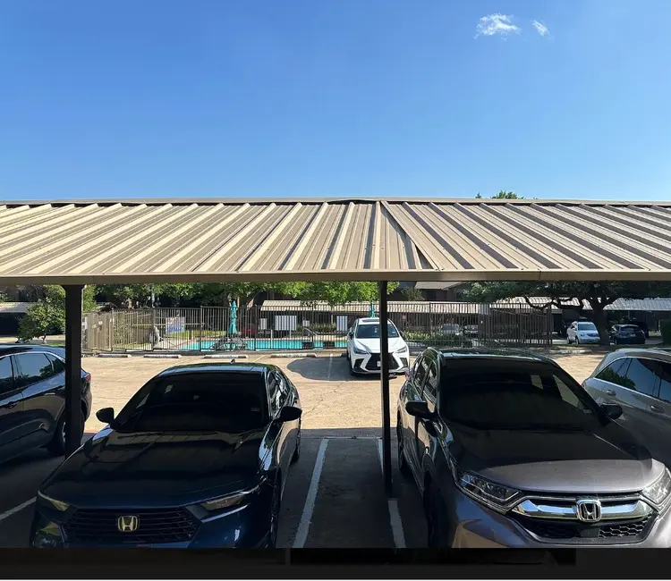 2 BR in Dallas
