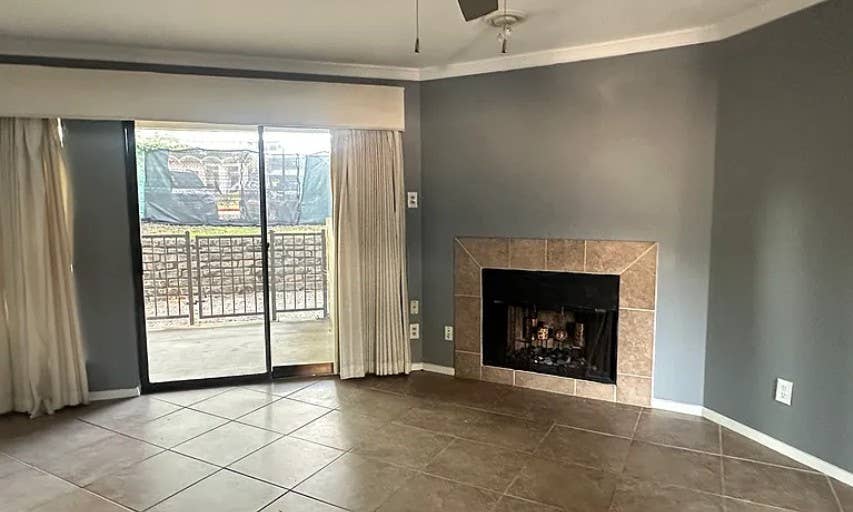 2 BR in Dallas