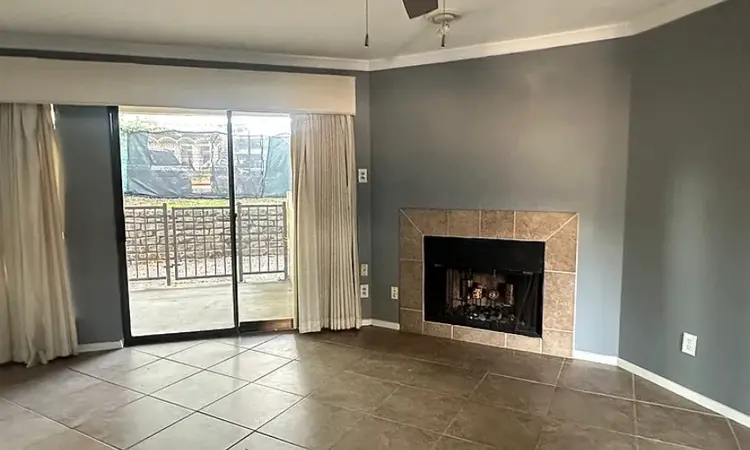 2 BR in Dallas
