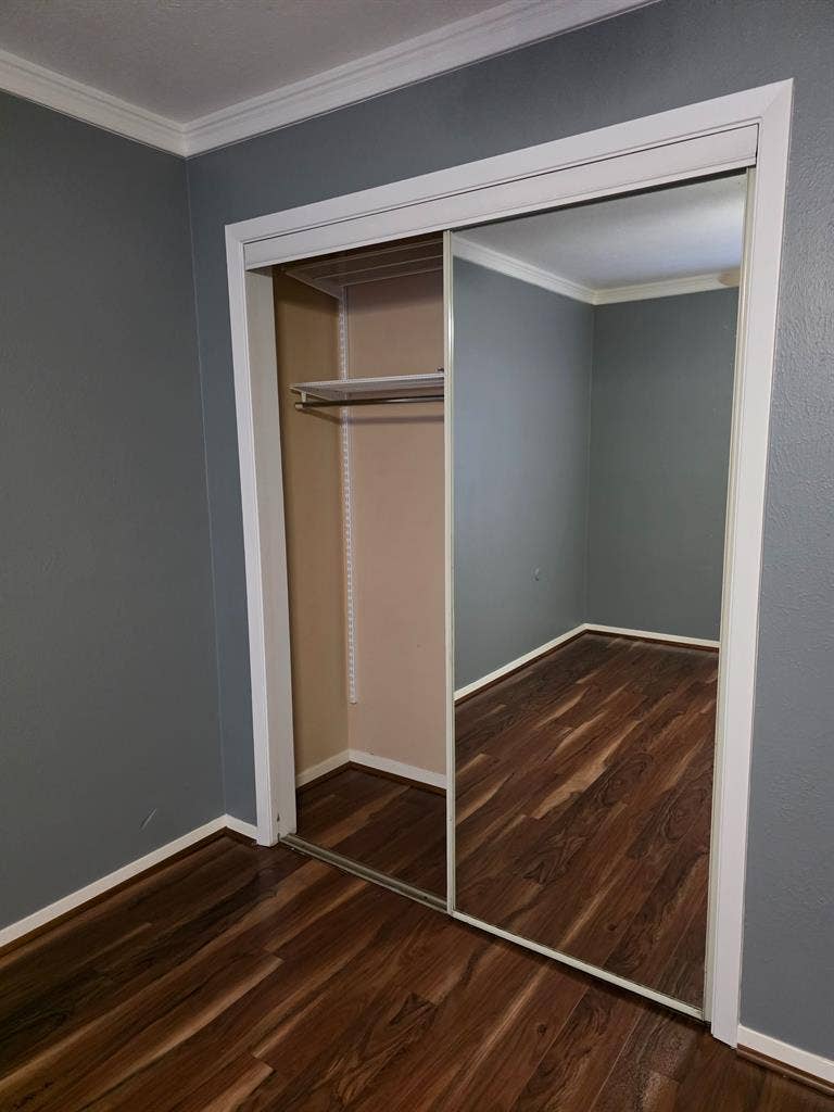 2 BR in Dallas