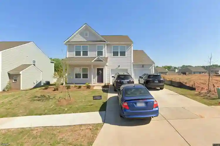 5 BR in Charlotte