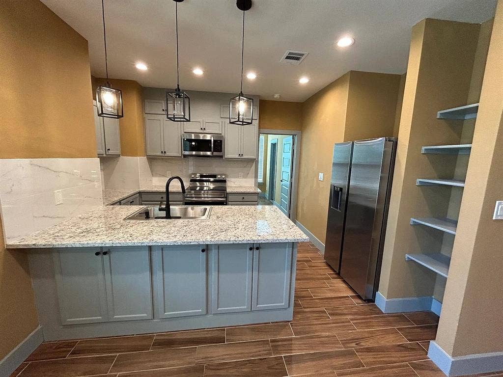 3 BR in The Colony