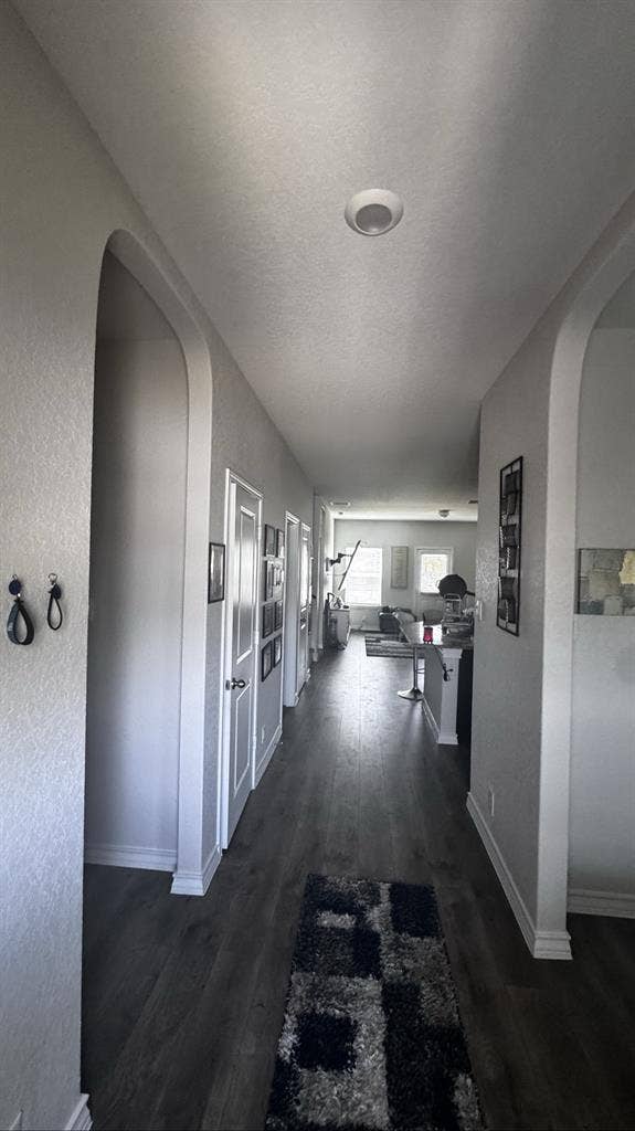 Spacious Bedroom – Alamo Ranch