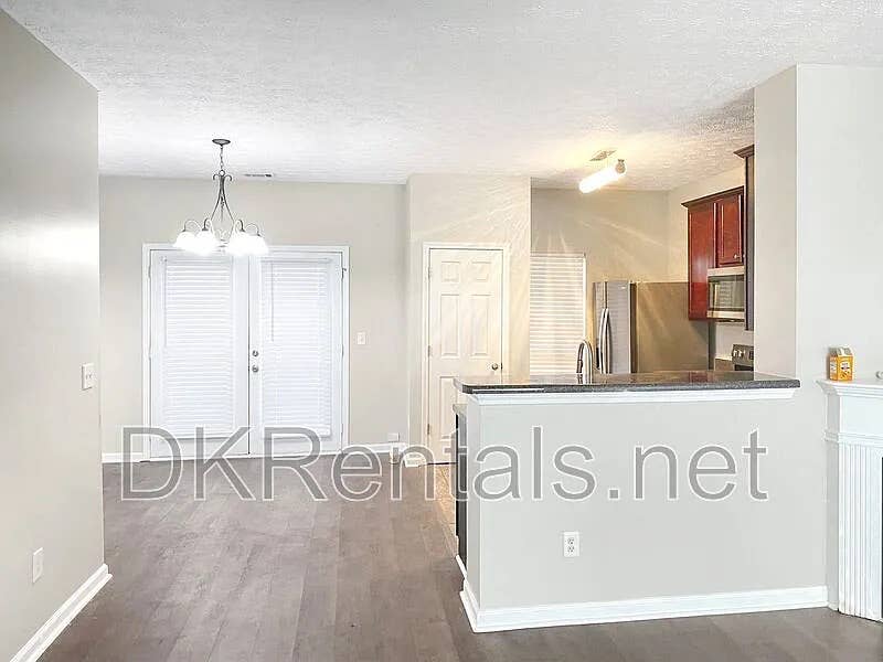 3 BR in East Point