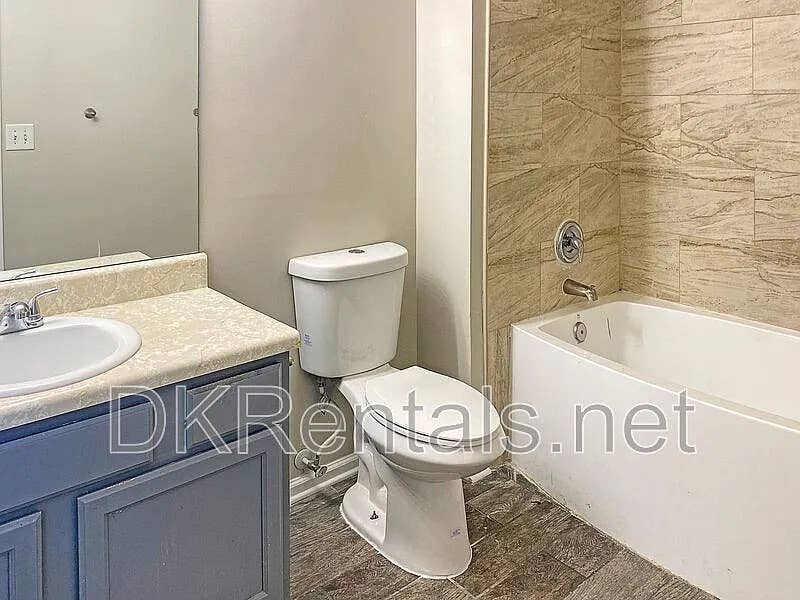 3 BR in East Point