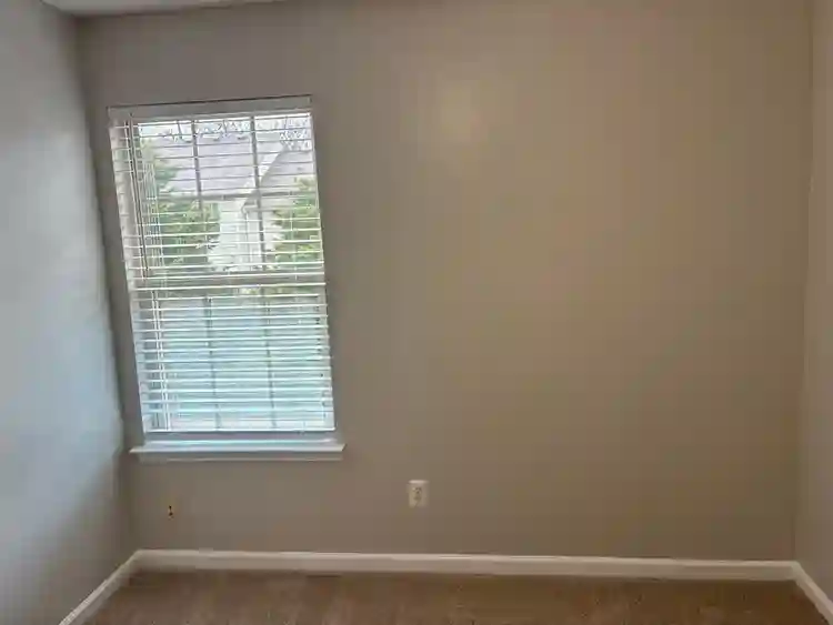 3 BR in East Point