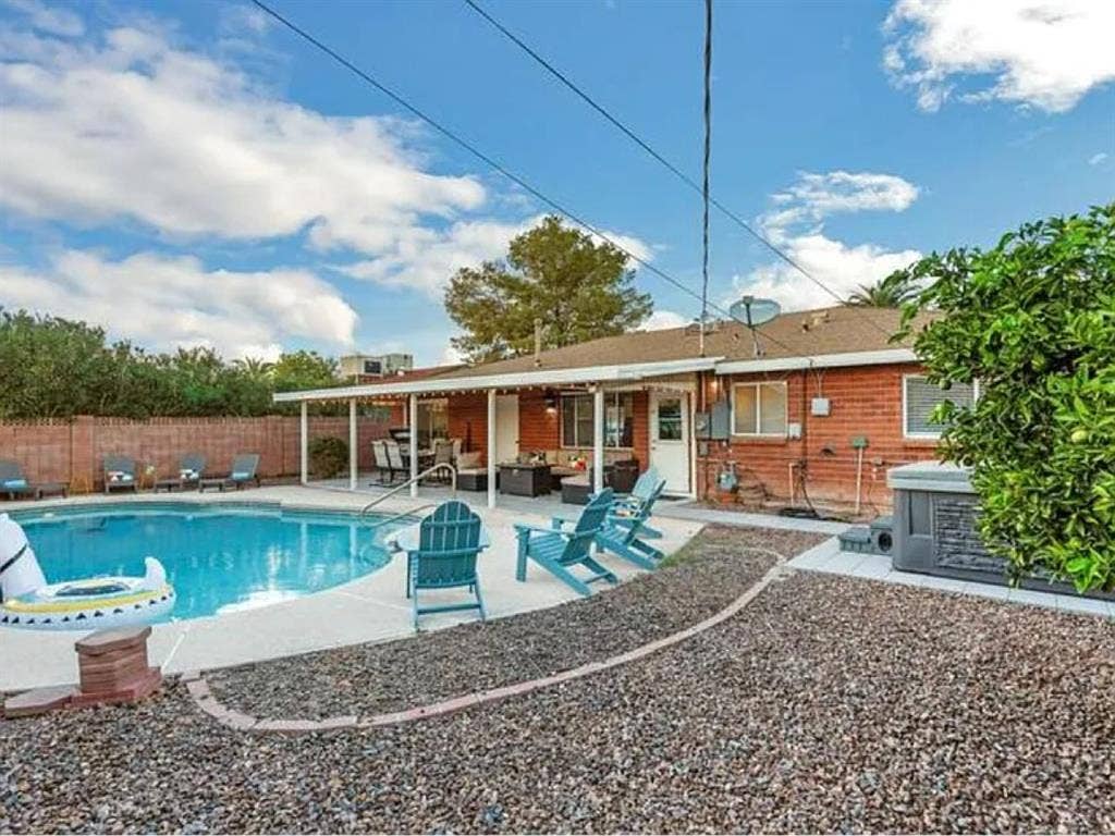 $850/month Old Town Scottsdale