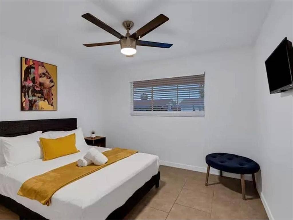 $850/month Old Town Scottsdale
