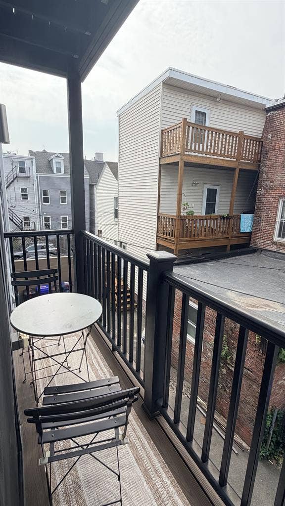Roommate Wanted - East Boston 9/1