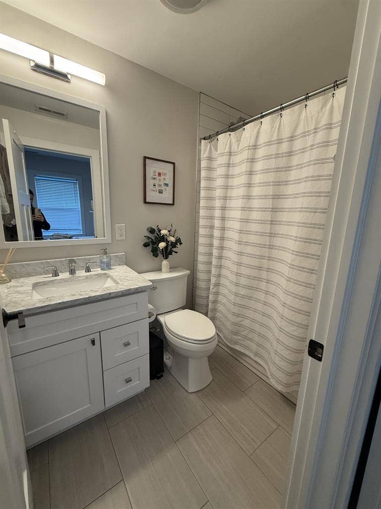 Roommate Wanted - East Boston 9/1