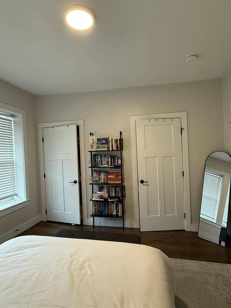 Roommate Wanted - East Boston 9/1