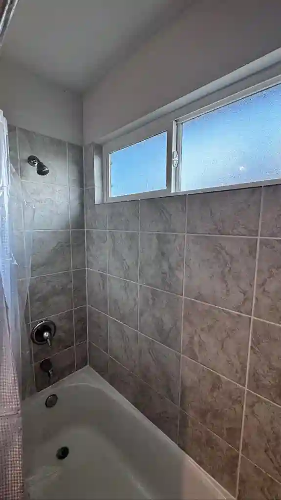 W. San Antonio - Bedroom