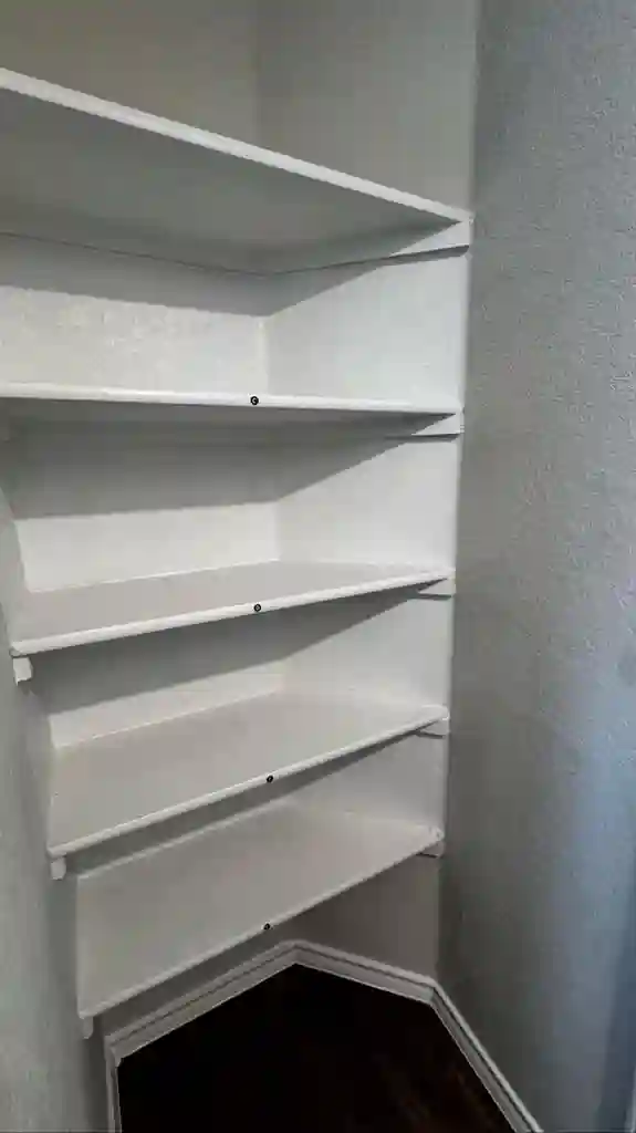 W. San Antonio - Bedroom
