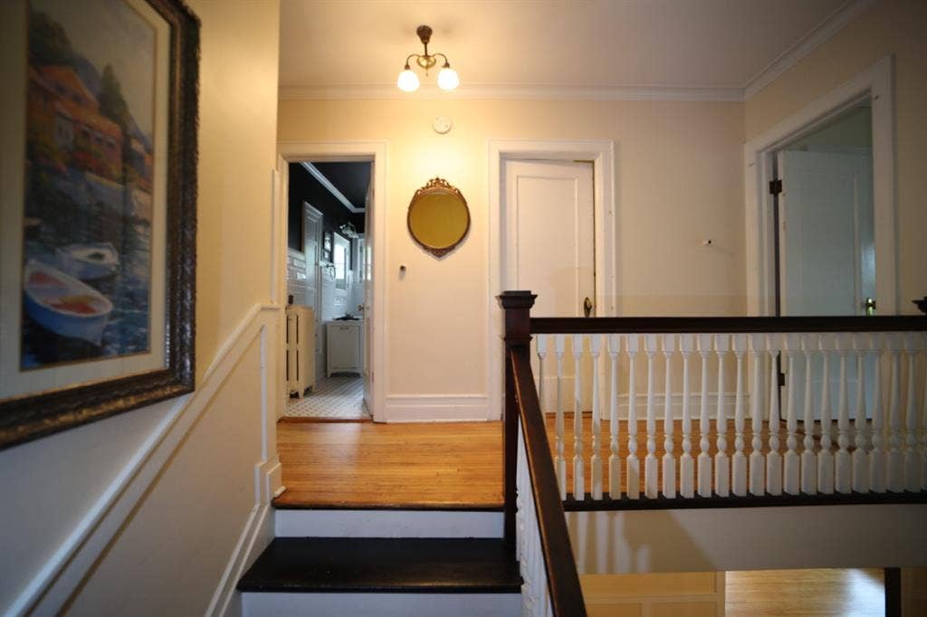 Large Bedroom in Historic Elgin