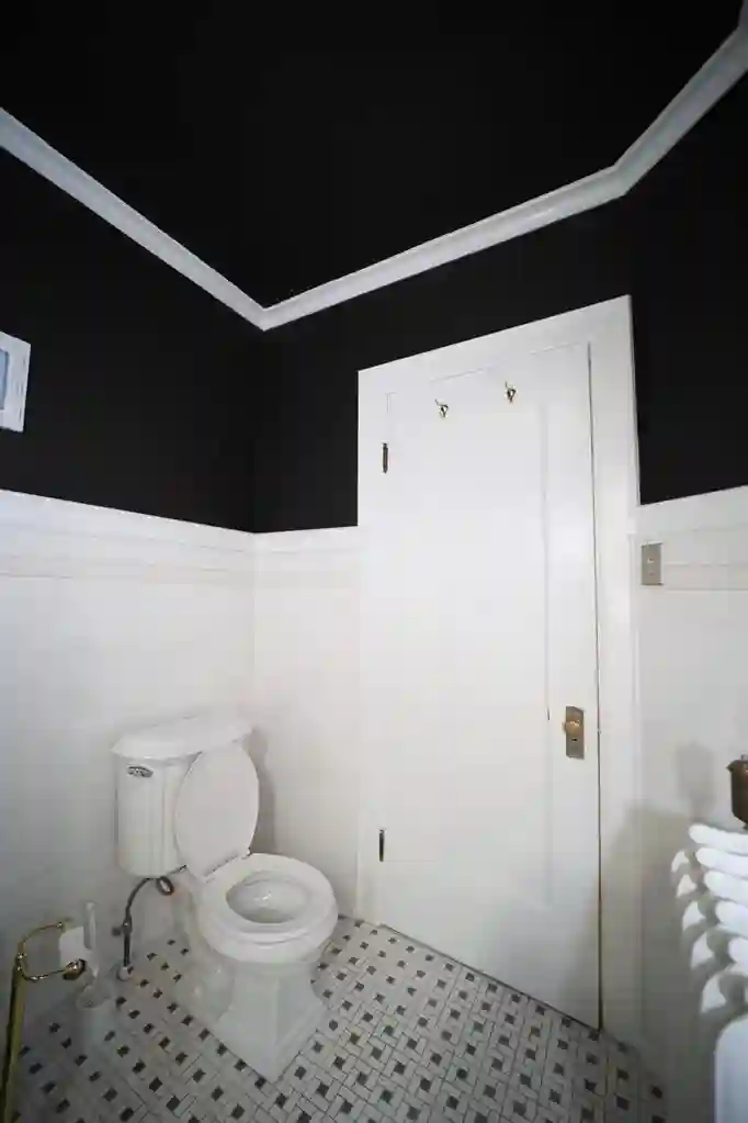 Large Bedroom in Historic Elgin