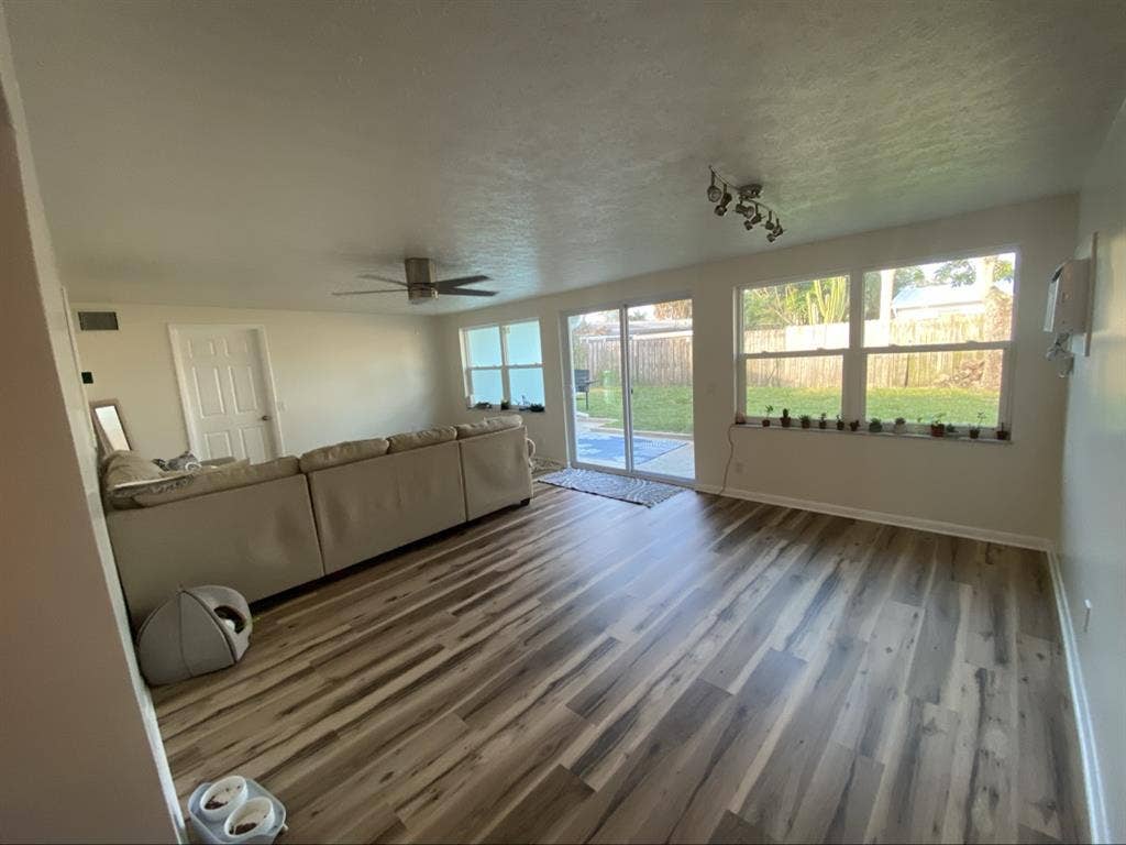 Need roommate asap