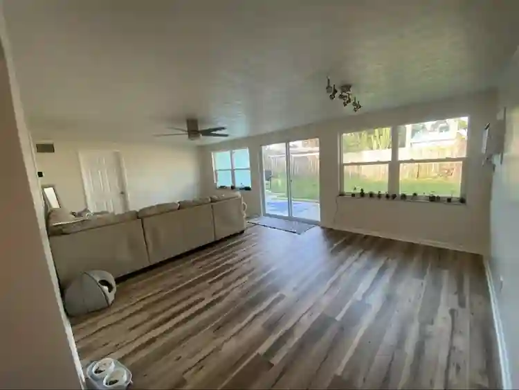 Need roommate asap