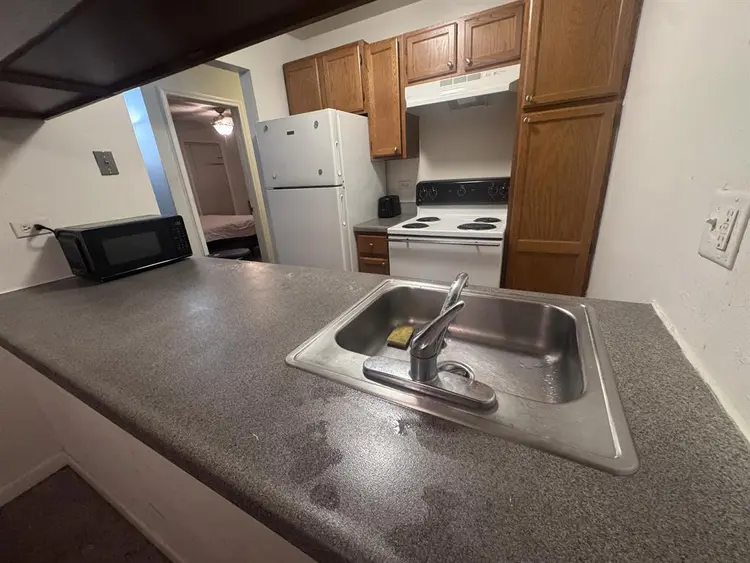 Furnished Shared Space Available