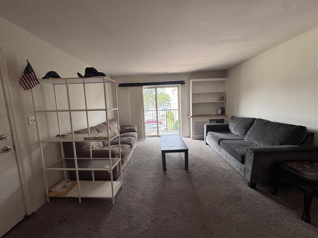 Move-In Ready Furnished Room O’Hare
